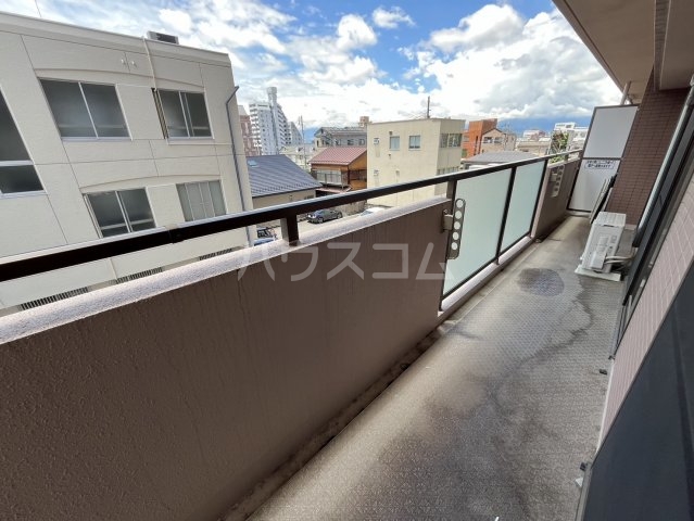 21/30 バルコニー