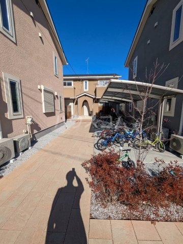 2/4 エントランス