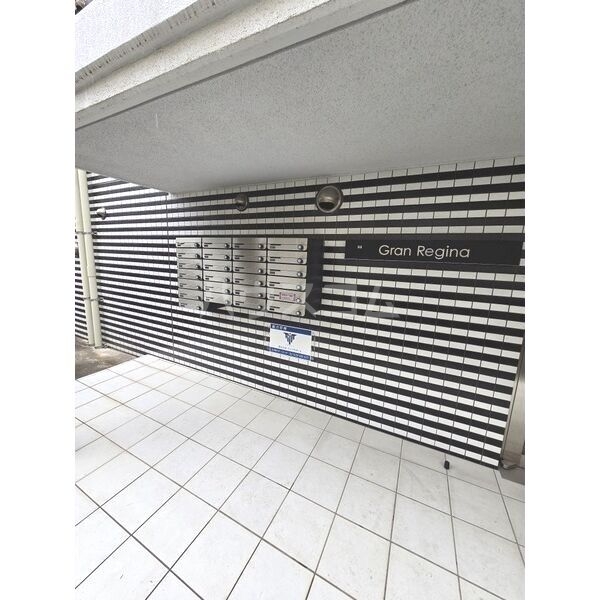 15/25 エントランス