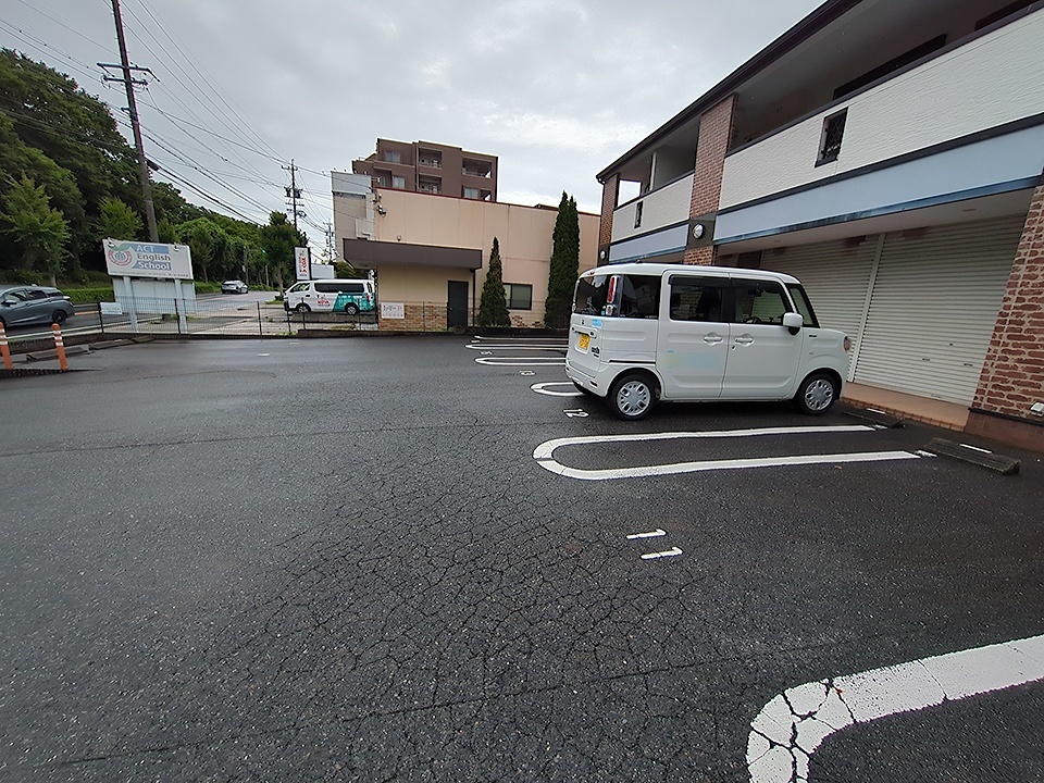 2/7 駐車場