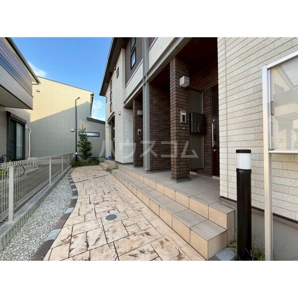 20/29 エントランス