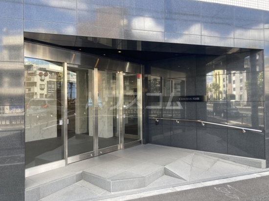 16/18 エントランス