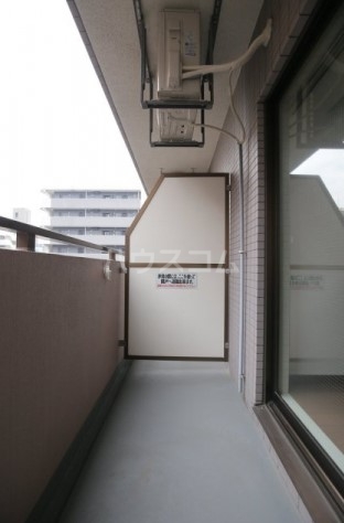 19/30 バルコニー