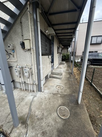 24/28 エントランス