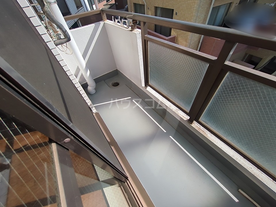 15/20 バルコニー