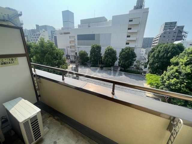 6/9 バルコニー