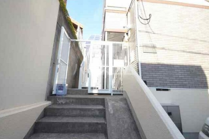 2/8 エントランス