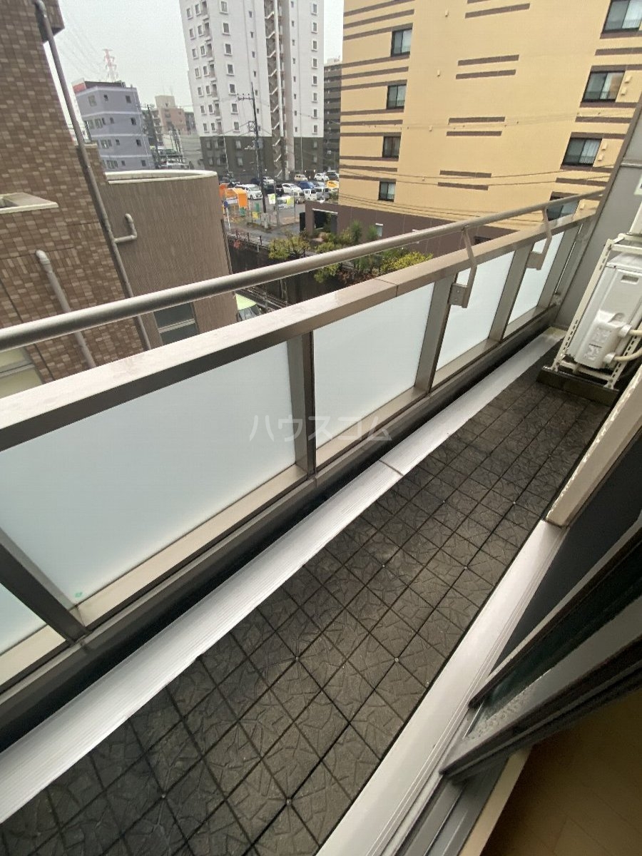 25/30 バルコニー