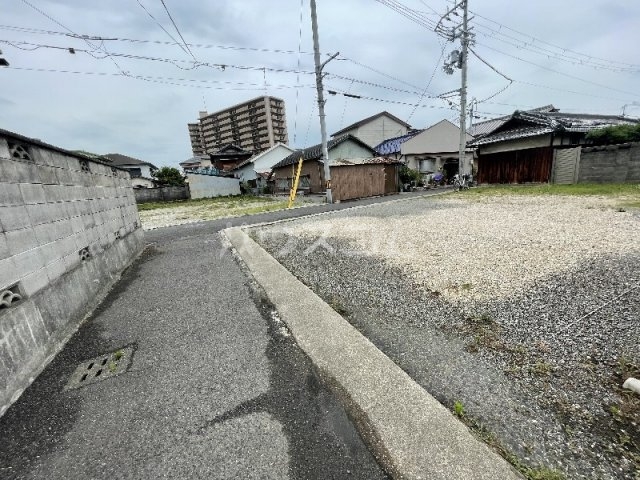 18/28 駐車場