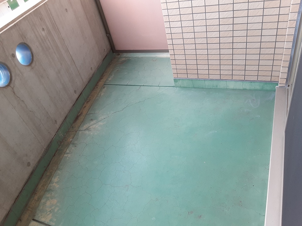 21/29 バルコニー