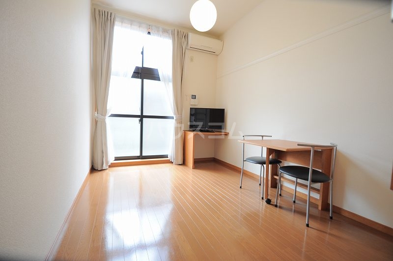 2/7 リビング/ダイニング