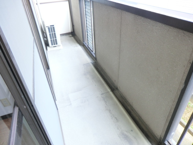 20/30 バルコニー