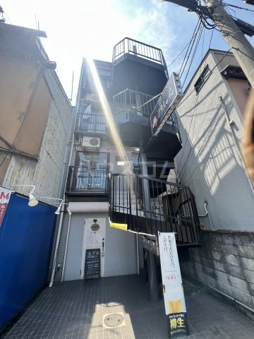 2/30 外観