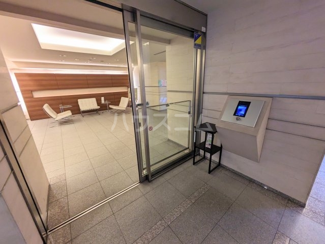 29/30 エントランス