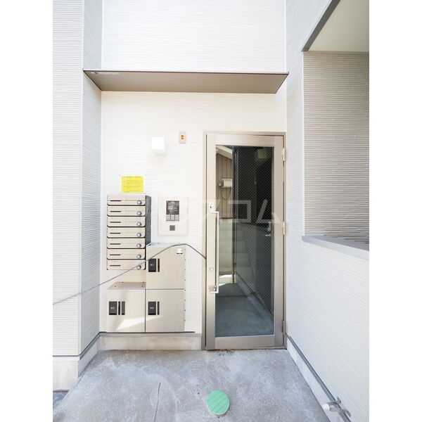 19/29 エントランス