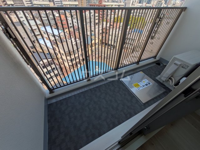 19/30 バルコニー