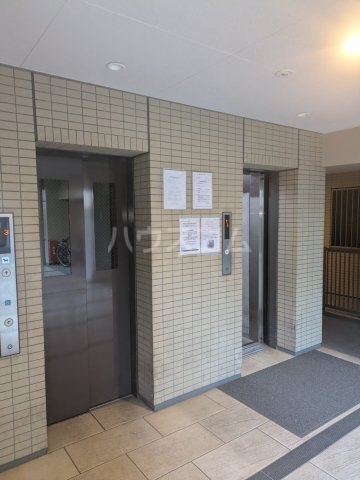 29/30 エントランス