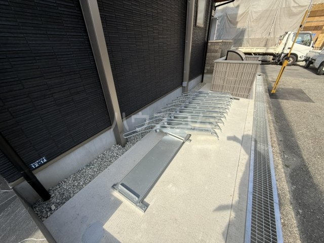 25/30 駐車場