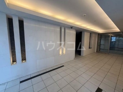 15/16 エントランス