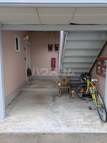 15/25 エントランス