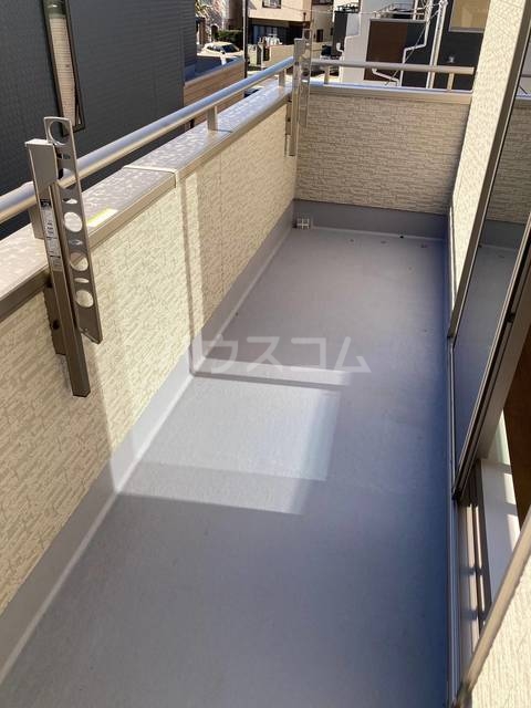 25/30 バルコニー