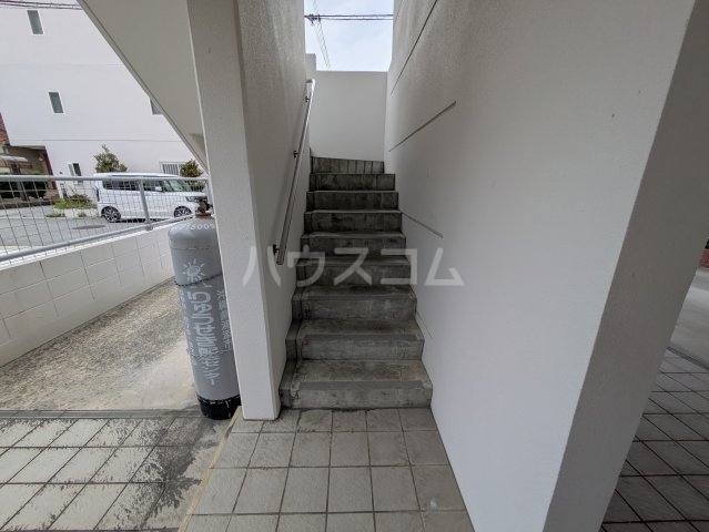 2/8 エントランス