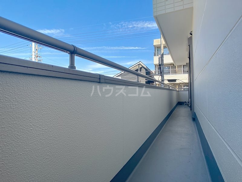 19/28 バルコニー