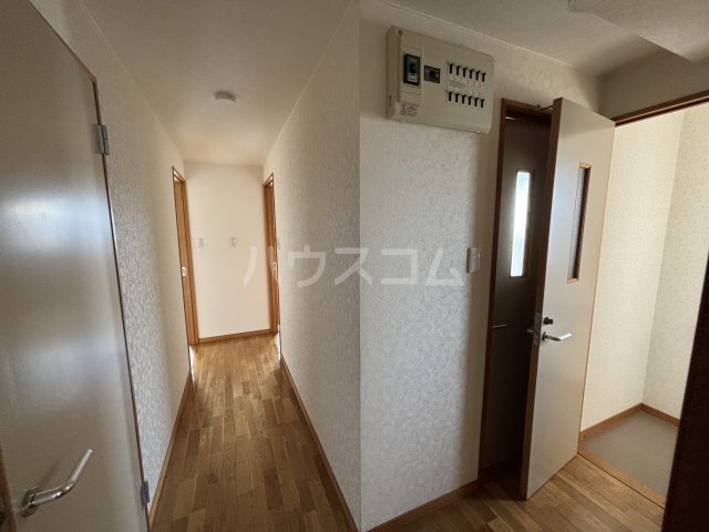 22/30 エントランス