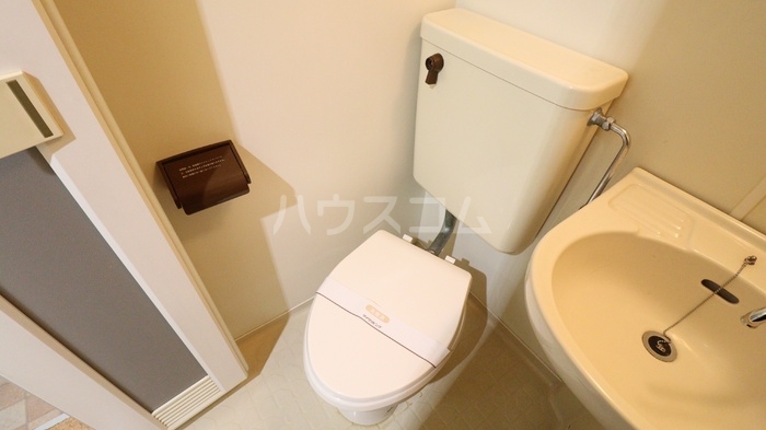 16/30 トイレ