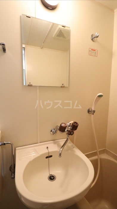 17/30 洗面
