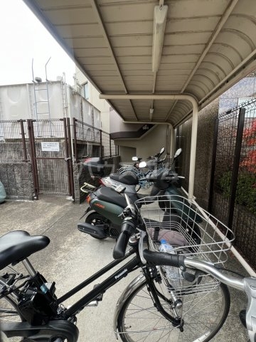 20/28 駐車場