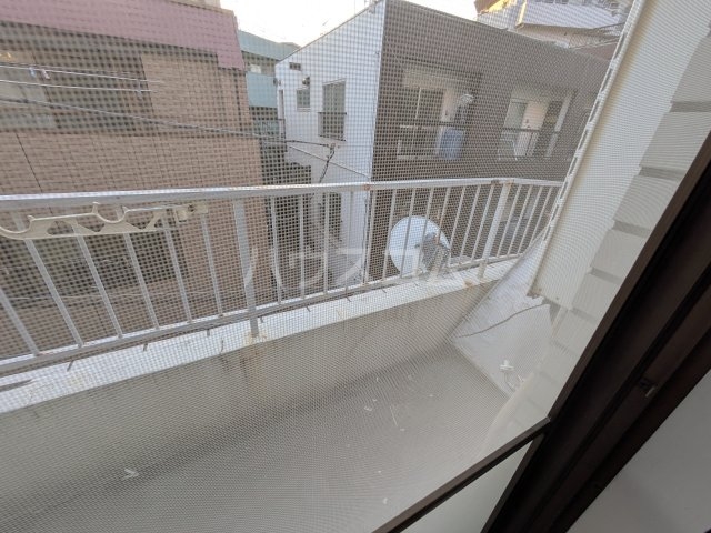 13/17 バルコニー