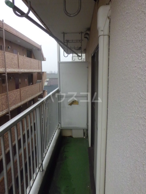 21/30 バルコニー