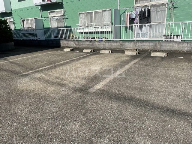 4/10 駐車場