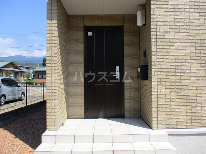 15/16 エントランス