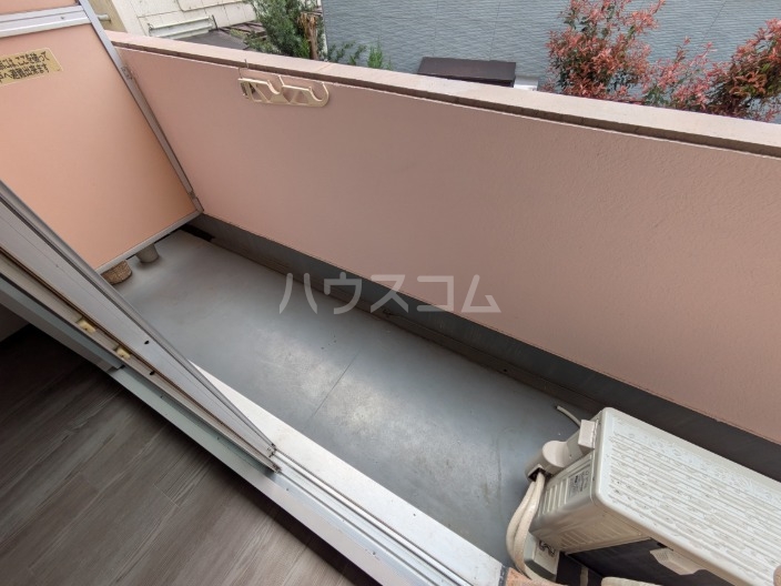 23/30 バルコニー