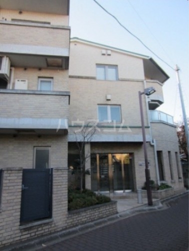 14/15 エントランス