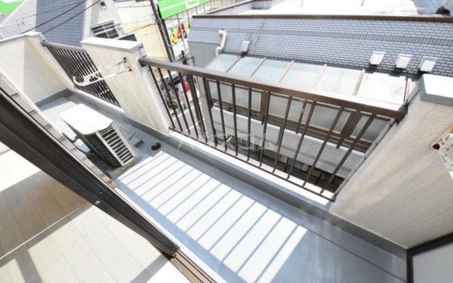 13/25 バルコニー