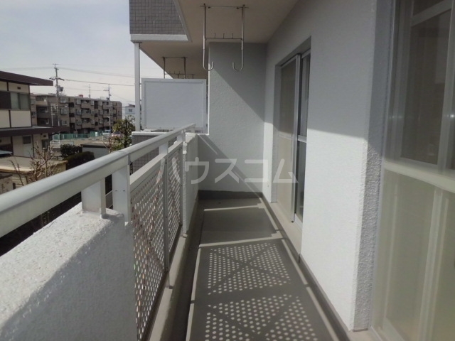 20/30 バルコニー