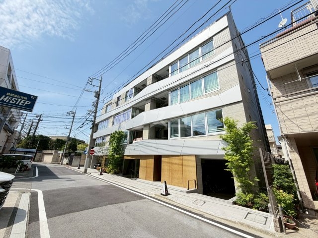 2/30 外観