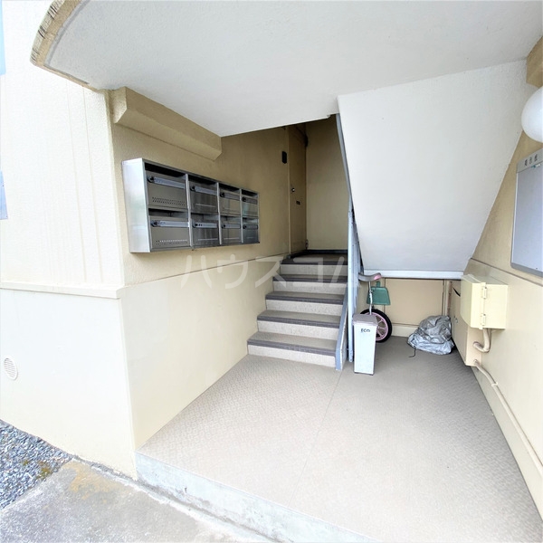 15/26 エントランス