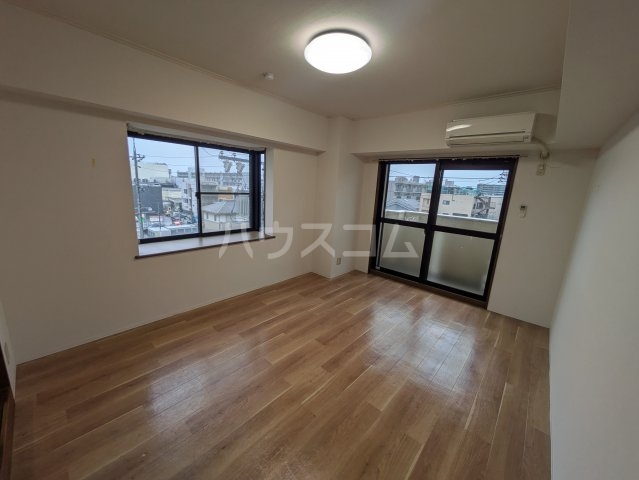 2/30 リビング/ダイニング