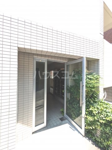 3/6 エントランス