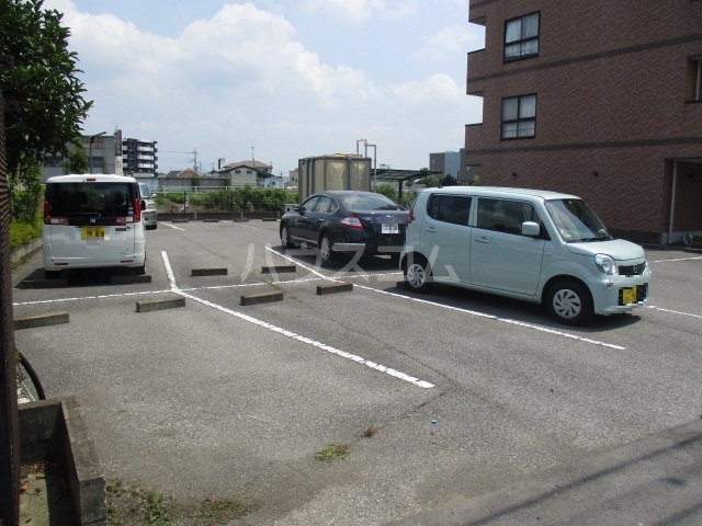 4/12 駐車場
