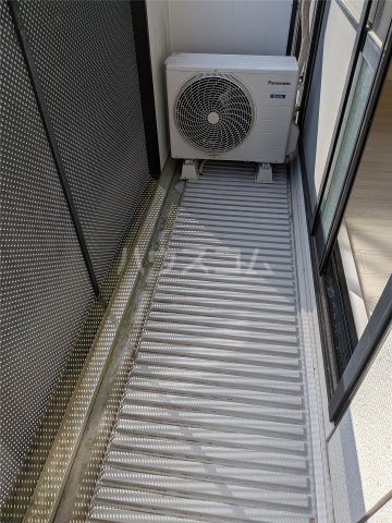 16/20 バルコニー