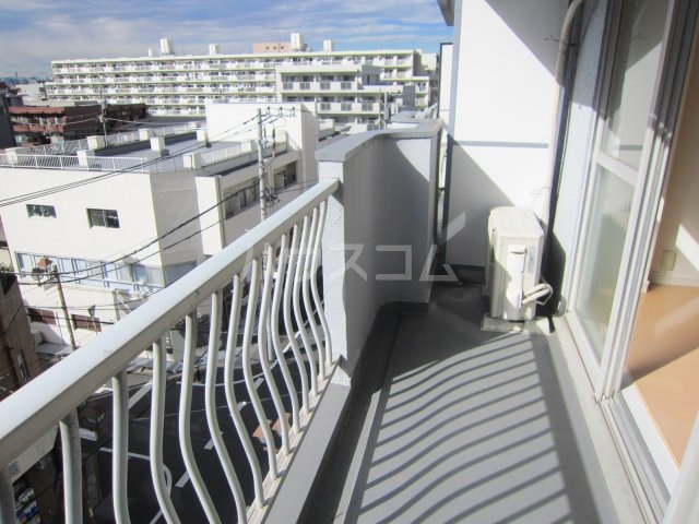 19/30 バルコニー