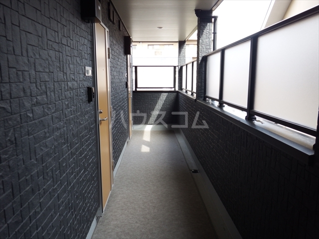 20/30 バルコニー