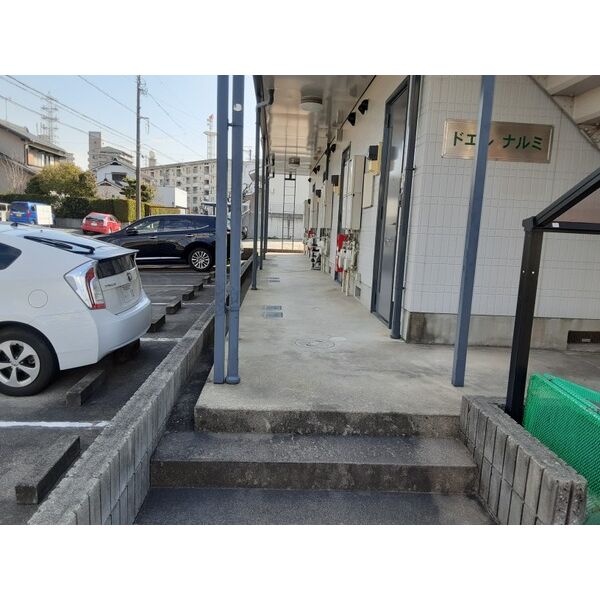 15/25 エントランス