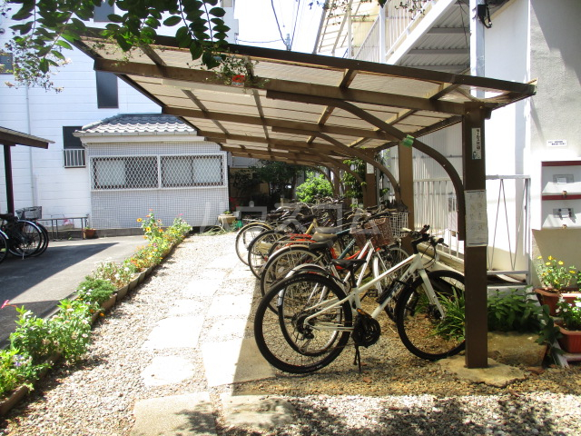 15/25 エントランス