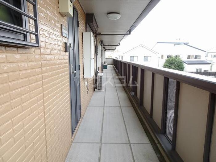 17/20 エントランス